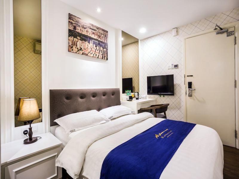 Manhattan Business Hotel Ttdi Куала-Лумпур Экстерьер фото